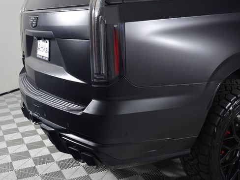Used 2025 Cadillac Escalade V w/ LPO, Floor Liner Package AWD/4WD image 53