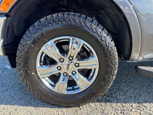 Used 2019 Ford Ranger XLT w/ Equipment Group 302A Luxury image 8