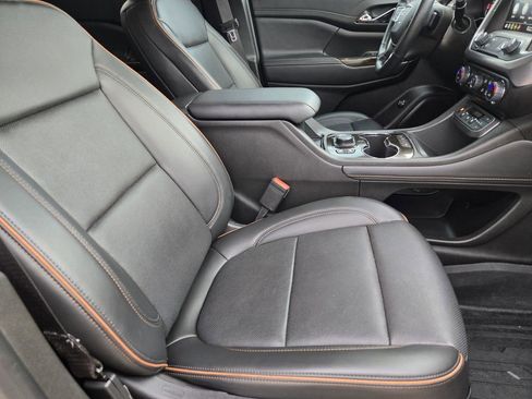 Used 2023 GMC Acadia AT4 w/ Technology Package image 13