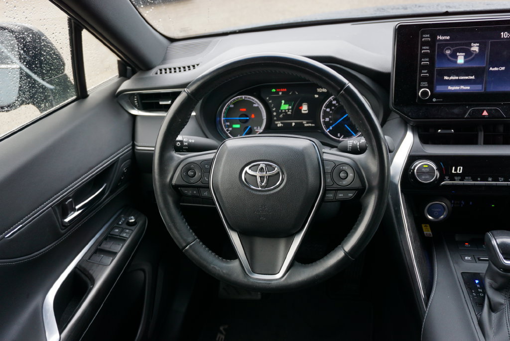 Used 2022 Toyota Venza XLE AWD/4WD image 16