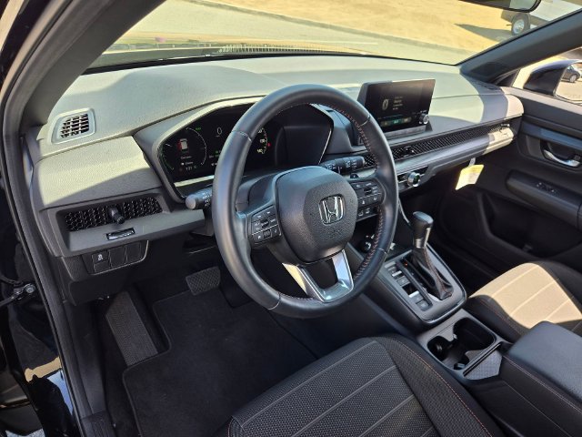 Used 2025 Honda CR-V Sport image 8