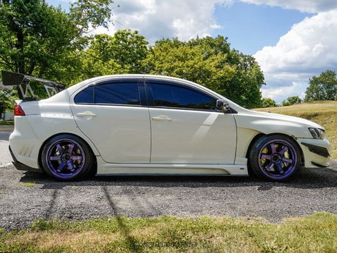 Used 2013 Mitsubishi Lancer Evolution GSR AWD/4WD image 9