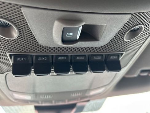 Used 2022 Ford F350 XLT w/ XLT Premium Package image 28