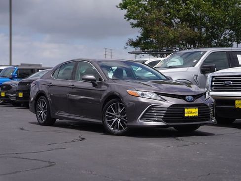 Used 2023 Toyota Camry XLE w/ Protection Package (Q2) (TMS) image 2