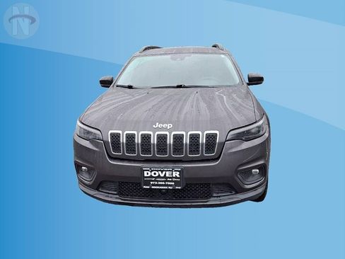 Certified 2022 Jeep Cherokee Latitude Lux w/ Mopar Interior Package image 3