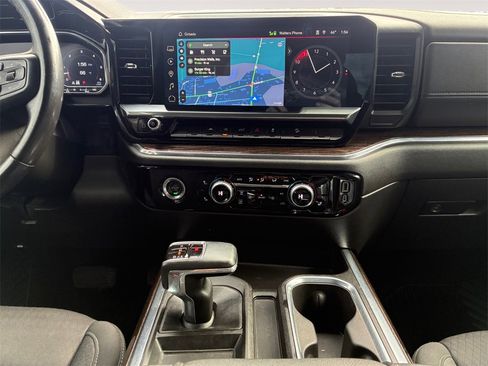 Used 2023 GMC Sierra 1500 Elevation w/ X31 Off-Road Package image 11