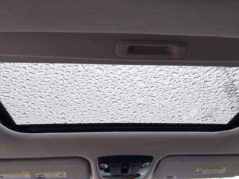 Certified 2023 Kia Seltos EX image 24