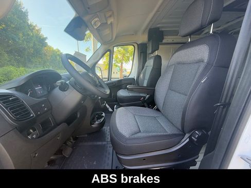 New 2026 RAM ProMaster 1500 w/ Convenience Group image 10