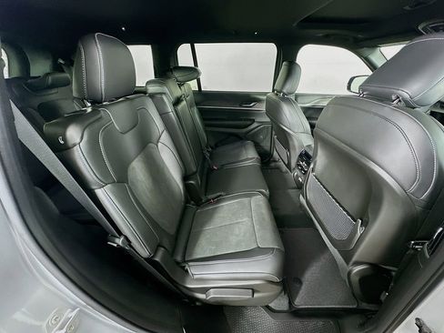 New 2026 Jeep Grand Cherokee L 4WD image 37