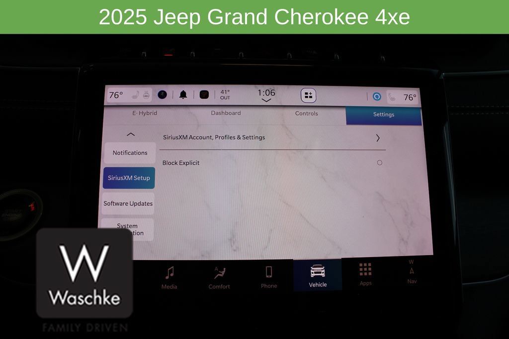 New 2025 Jeep Grand Cherokee Limited 4xe w/ Trailer Tow Package AWD/4WD image 56