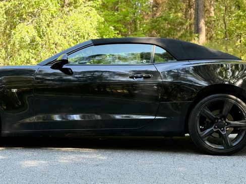 Used 2016 Chevrolet Camaro LT w/ RS Package image 8