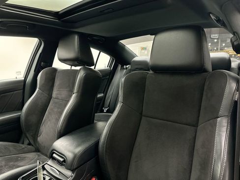 Used 2021 Dodge Charger R/T w/ Plus Group image 10