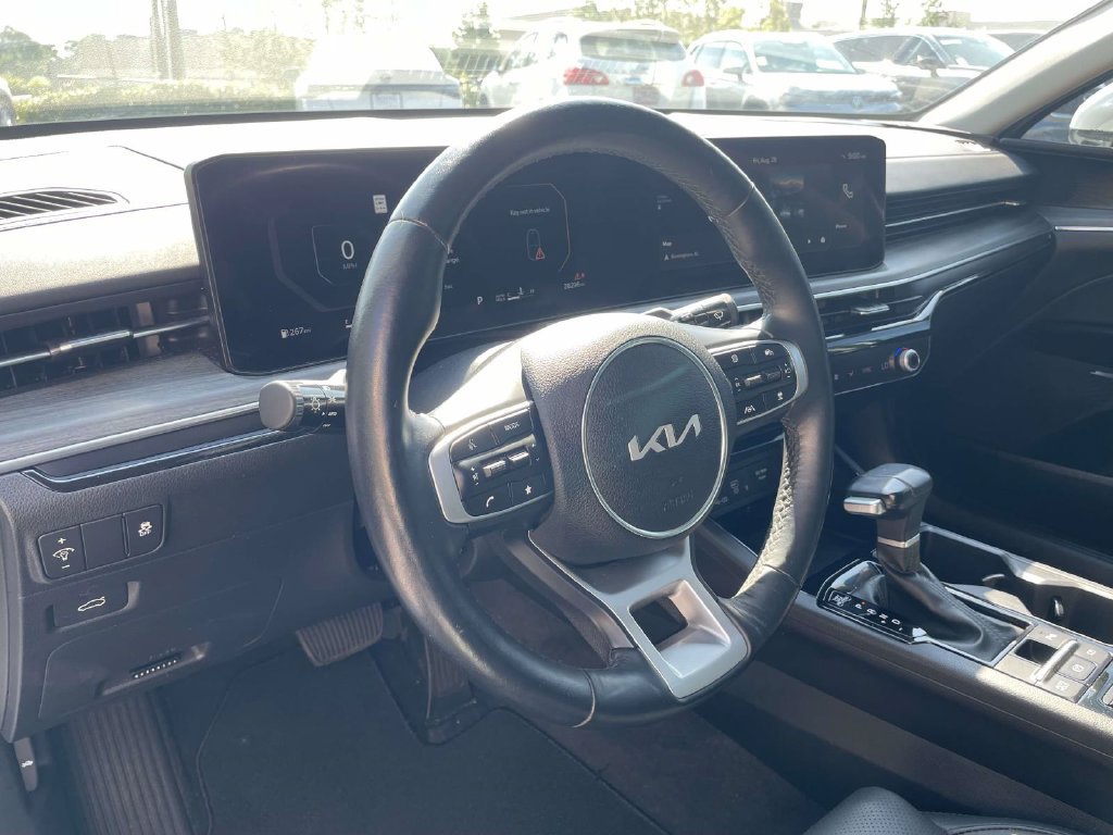 Used 2025 Kia K5 EX FWD image 19