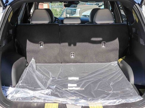 New 2025 Hyundai Tucson Limited image 31