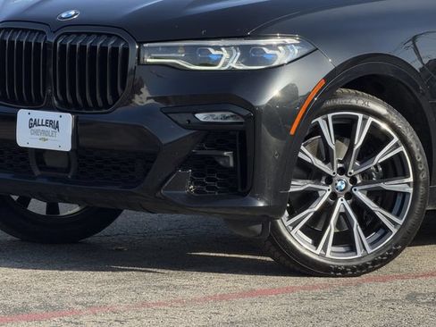 Used 2022 BMW X7 M50i AWD/4WD image 10