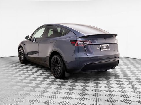 Used 2023 Tesla Model Y Long Range image 4