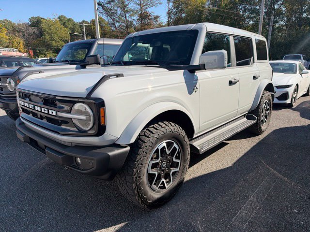 Used 2026 Ford Bronco Outer Banks AWD/4WD image 1