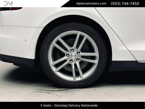 Used 2014 Tesla Model S 85 RWD image 38