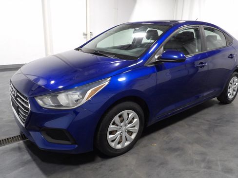 Used 2020 Hyundai Accent SE image 3