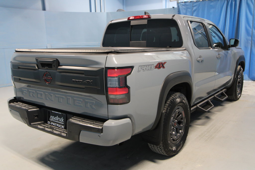 Used 2025 Nissan Frontier PRO-4X AWD/4WD image 28