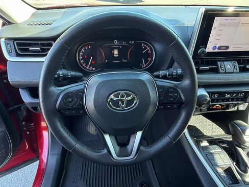 Used 2025 Toyota RAV4 XLE Premium w/ Weather Package AWD/4WD image 18