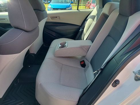 Used 2022 Toyota Corolla LE FWD image 13