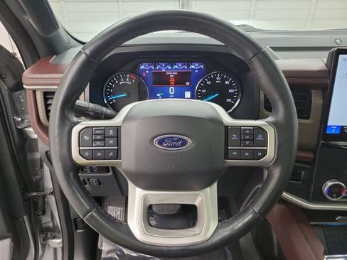Certified 2024 Ford Expedition Limited AWD/4WD image 24