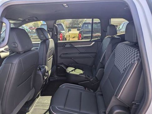 New 2026 GMC Acadia Denali w/ Super Cruise Package image 16