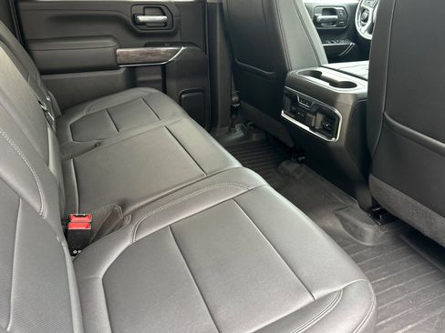 Used 2021 Chevrolet Silverado 2500 LTZ w/ Z71 Chrome Sport Edition image 18