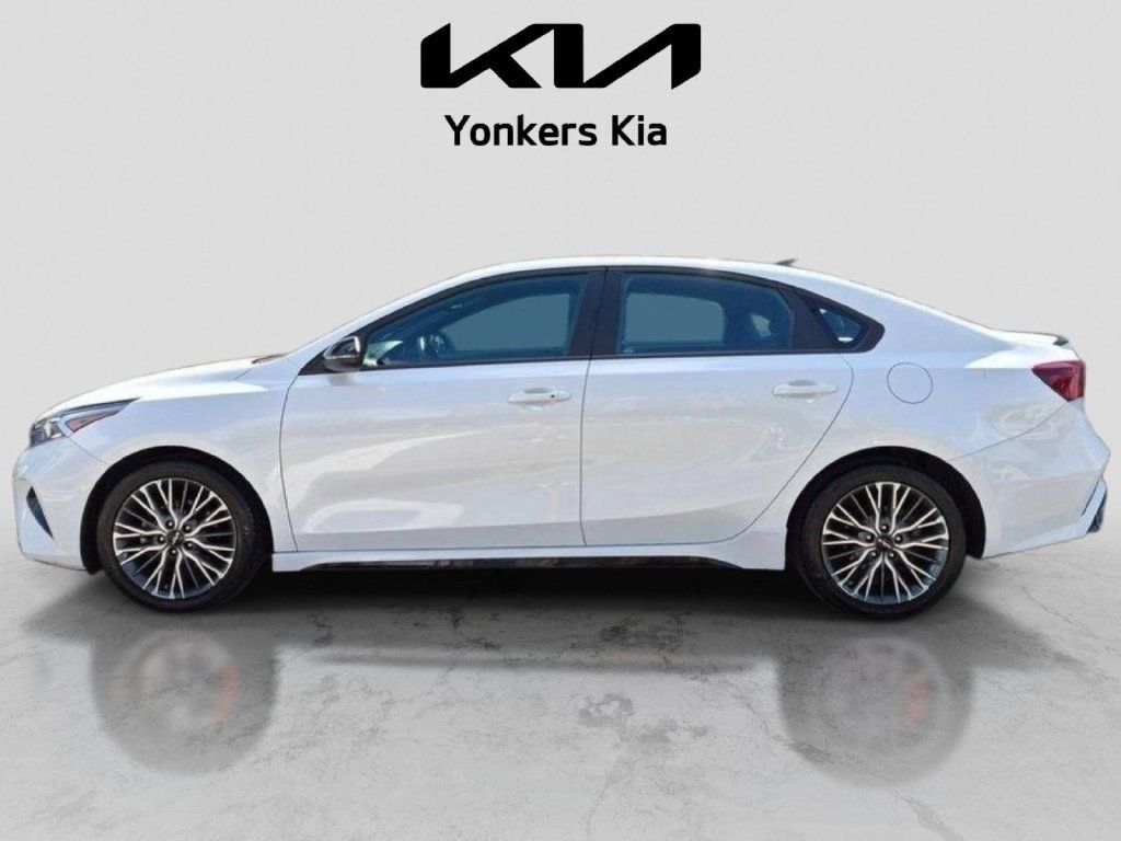 Used 2023 Kia Forte GT-Line FWD image 10
