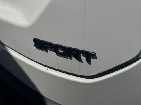 Used 2025 Honda Pilot Sport image 5