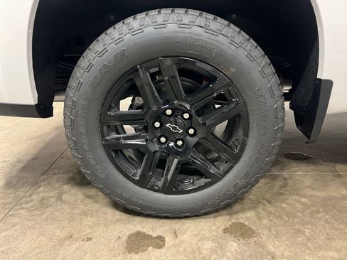 New 2026 Chevrolet Silverado 1500 RST w/ RST All Star Premium Package AWD/4WD image 9