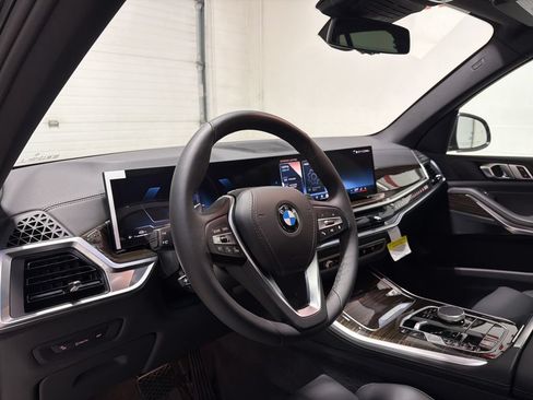 Used 2026 BMW X5 xDrive40i w/ Parking Assistance Package AWD/4WD image 8