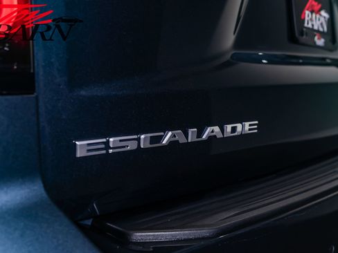 Used 2021 Cadillac Escalade Premium Luxury w/ Driver Assist Tech Package image 13