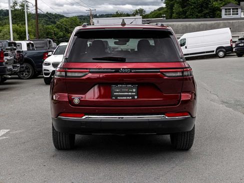 Used 2024 Jeep Grand Cherokee Limited 4xe w/ Trailer Tow Package AWD/4WD image 5