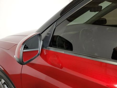 Used 2024 Hyundai Venue SEL image 30