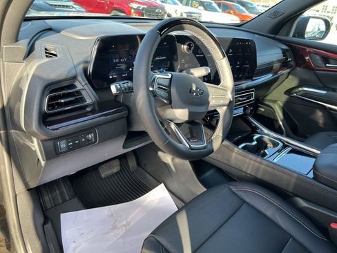 New 2026 Chevrolet Traverse Z71 w/ Enhanced Driving Package AWD/4WD image 10