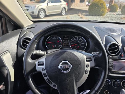 Used 2011 Nissan Rogue SV w/ SL Pkg image 17