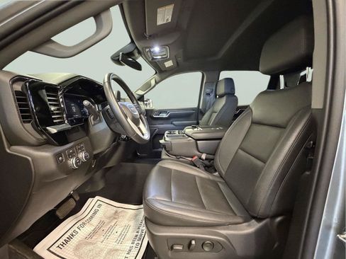 Used 2026 GMC Sierra 1500 SLT AWD/4WD image 22