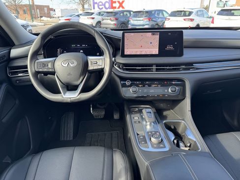 Used 2024 INFINITI QX60 Luxe image 12