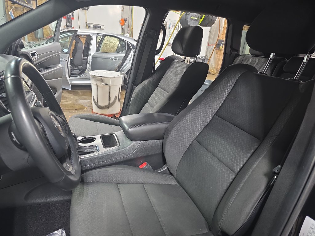 Used 2020 Jeep Grand Cherokee Laredo AWD/4WD image 14