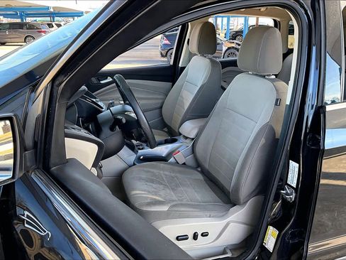 Used 2015 Ford Escape SE w/ Equipment Group 201A image 7