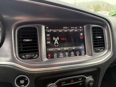 Used 2017 Dodge Charger R/T w/ Navigation & Travel Group image 11