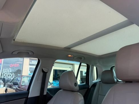 Used 2013 Volkswagen Tiguan S FWD image 13