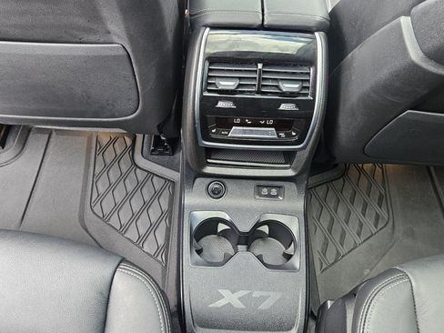 Used 2020 BMW X7 xDrive40i w/ Luxury Seating Package AWD/4WD image 12