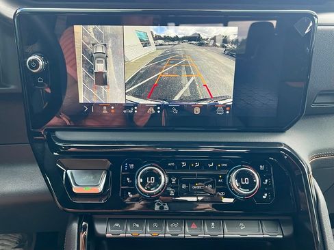 New 2026 GMC Sierra 1500 AT4 w/ AT4 Premium Package AWD/4WD image 17