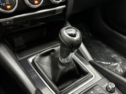 Used 2017 MAZDA MAZDA6 Sport image 16