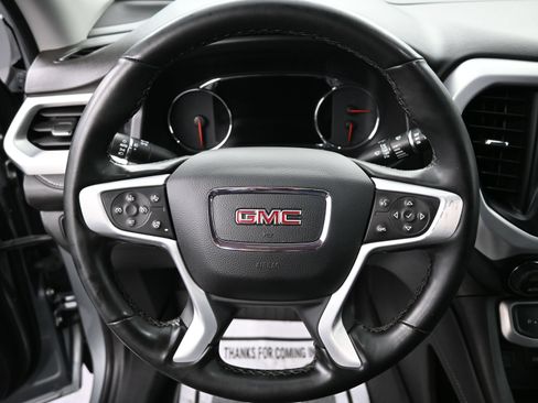 Used 2023 GMC Acadia SLT w/ Technology Package AWD/4WD image 10