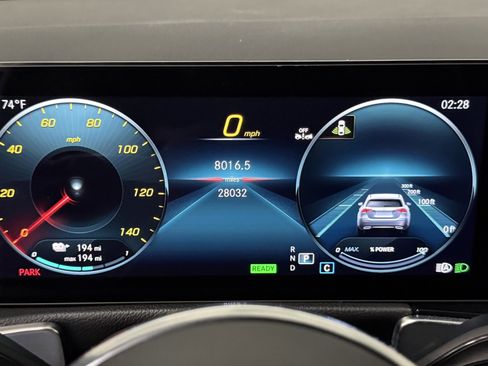 Used 2023 Mercedes-Benz EQB 250+ image 28