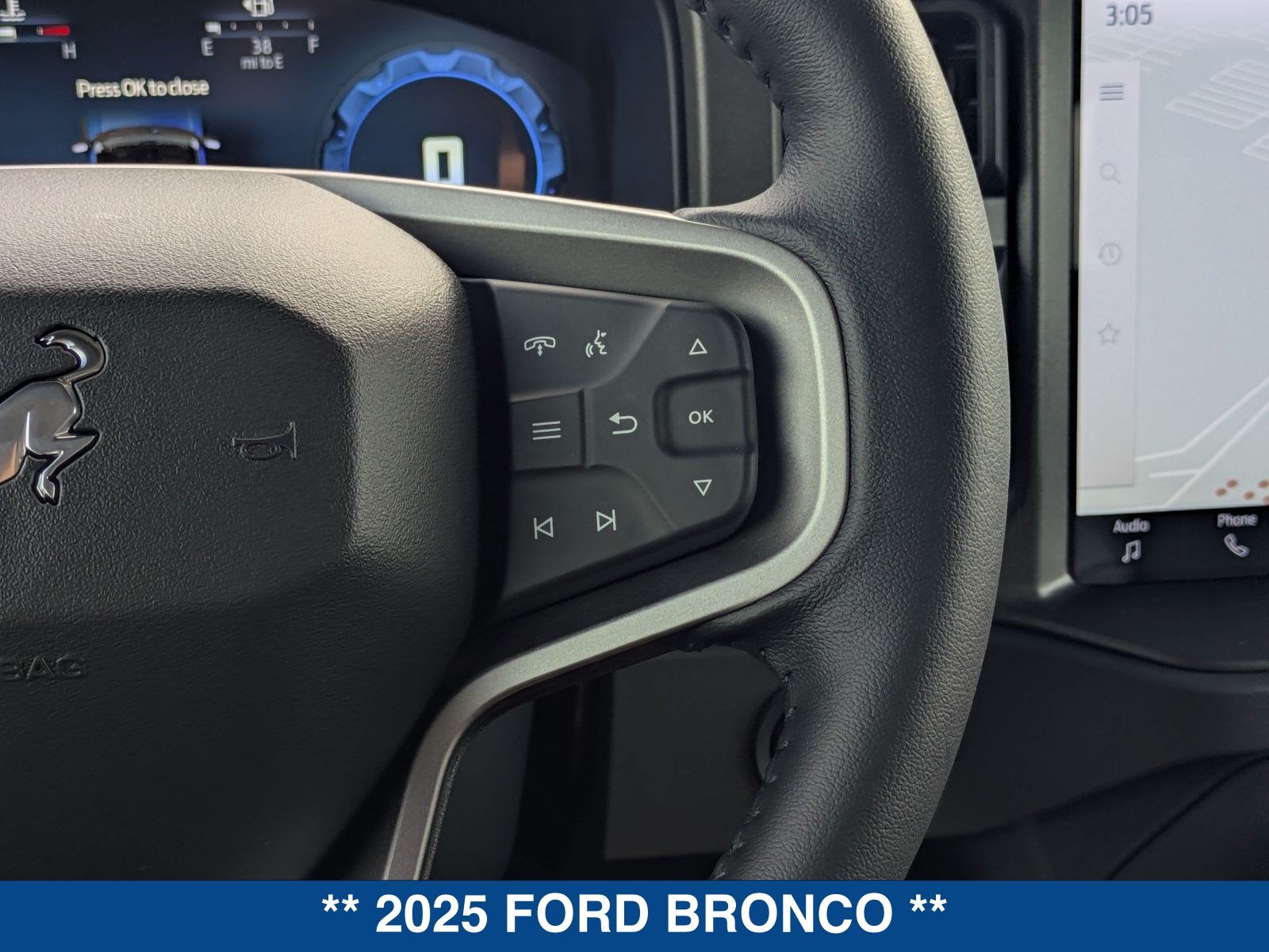 Used 2025 Ford Bronco Badlands AWD/4WD image 63